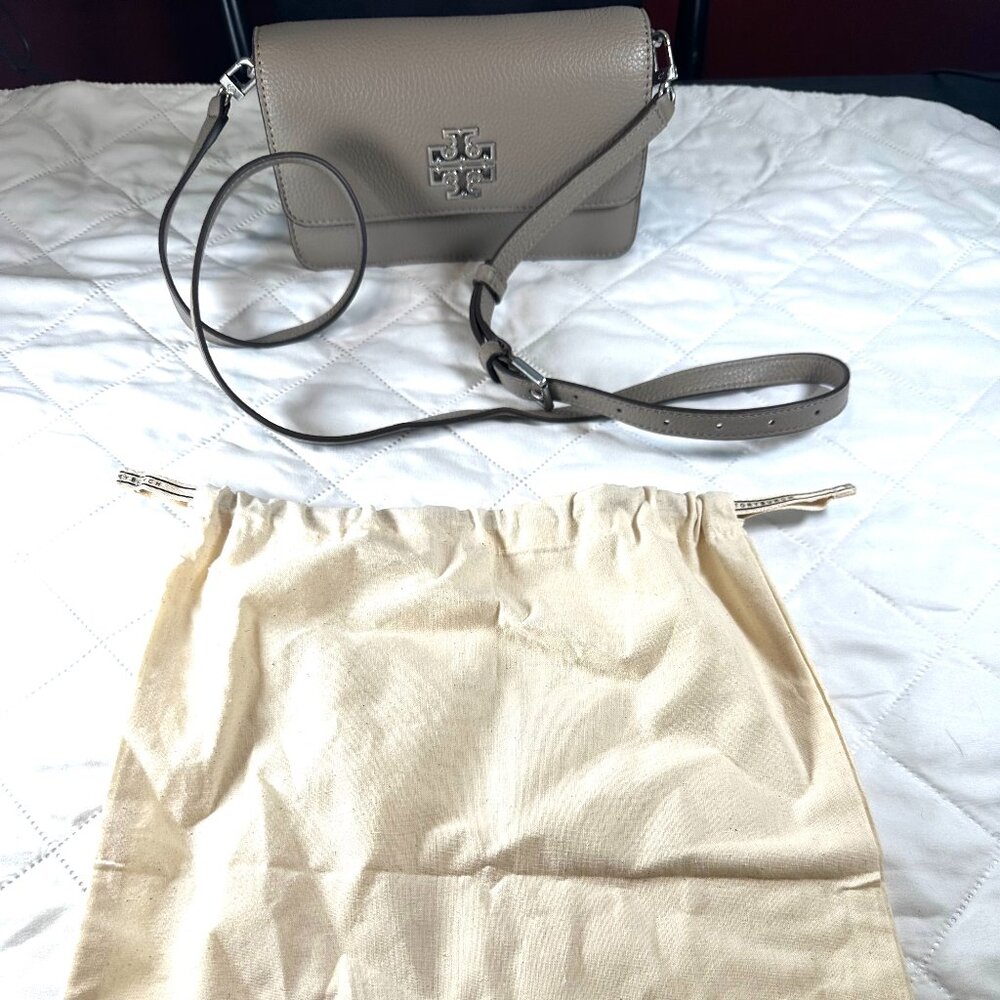 Tory Burch Kira Pebbled Leather Crossbody Bag – Gray Taupe – 2 Straps